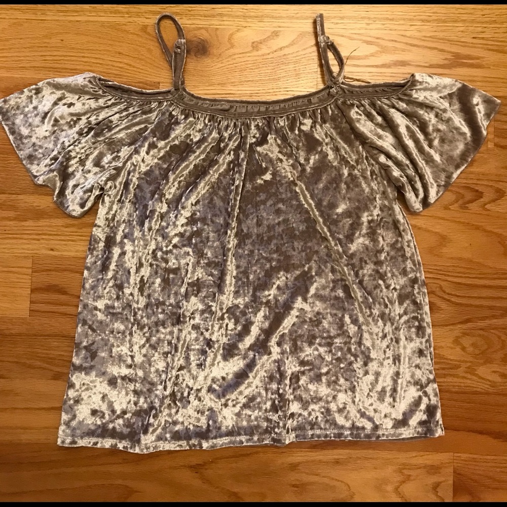 Velvet open shoulder top. New, no tag.